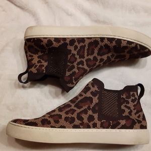 Rothys Chelsea LEOPARD print Womens 13 Flat Pull On Boot *Retired Print